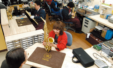 下倉楽器　本店　管楽器リペアセンター